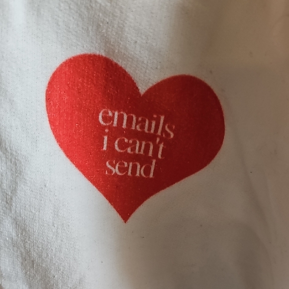 Gildan White Hoodie with Red Heart - Picture 2 of 2